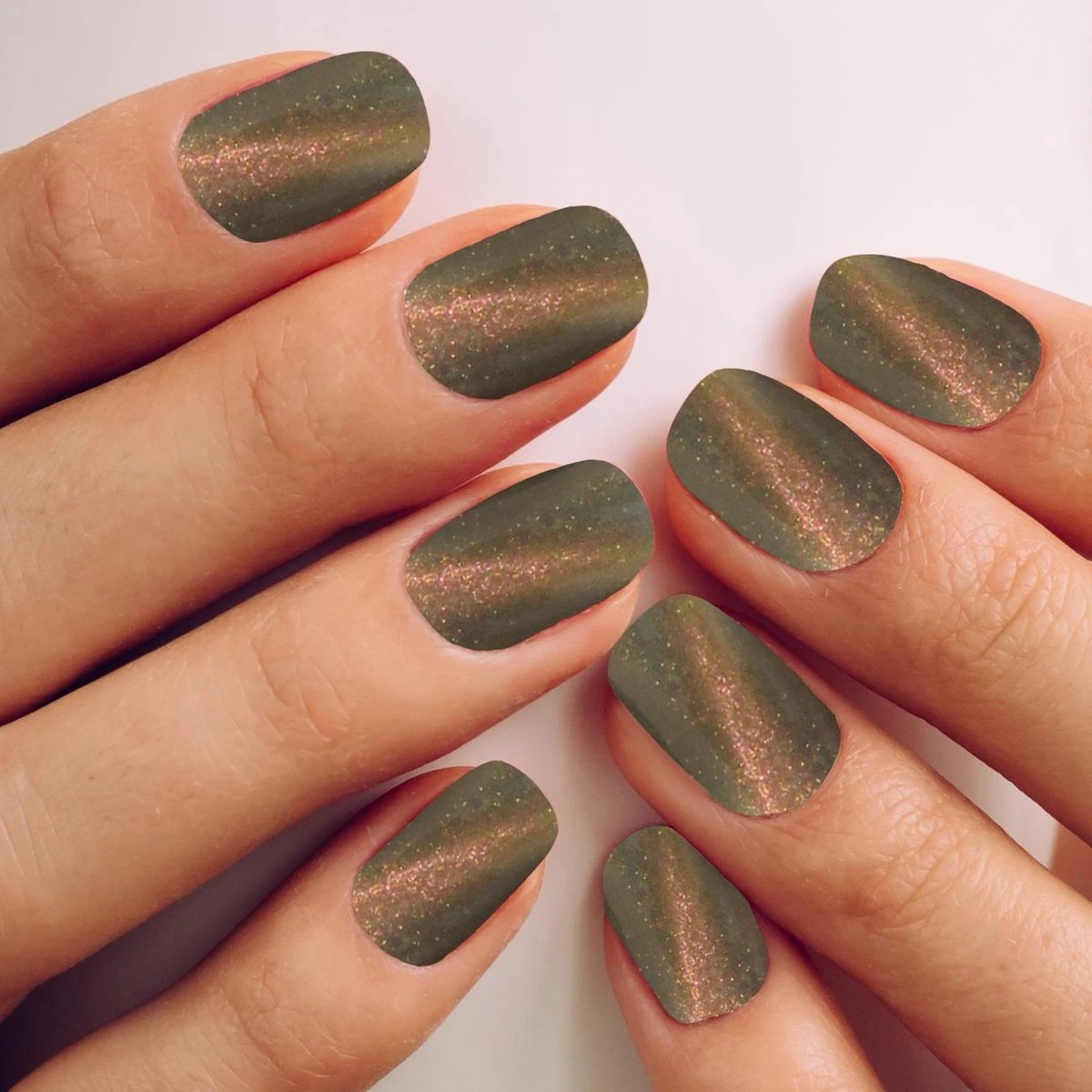 #CHAMPAGNECATEYE - Influence Gellac - Gouden Gellak - Gellak Goud UV - Cat Eye - UV Gellak - Gel Nagellak - Gellac - Kado Vrouw - Valentijns Cadeau - Kado Voor Haar - 10 Ml - Inclusief Magneet 6 #CHAMPAGNECATEYE - Influence Gellac - Gouden Gellak - Gellak Goud UV - Cat Eye - UV Gellak - Gel Nagellak - Gellac - Kado Vrouw - Valentijns Cadeau - Kado Voor Haar - 10 Ml - Inclusief Magneet - Afbeelding 4