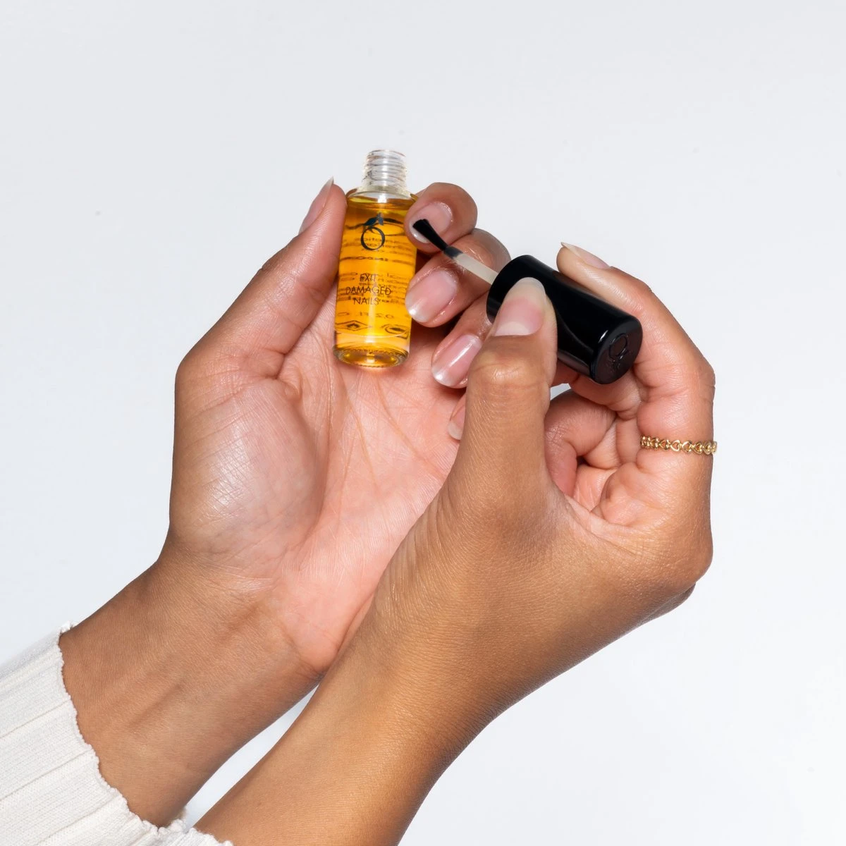 Herome Combi-Pack Exit Damaged Nails & Nagelverharder Extra Sterk (Nail Hardener Extra Strong) - Herstelt Beschadigde Nagels En Zorgt Voor Ijzersterke Nagels - 7ml. & 10ml. - Afbeelding 4