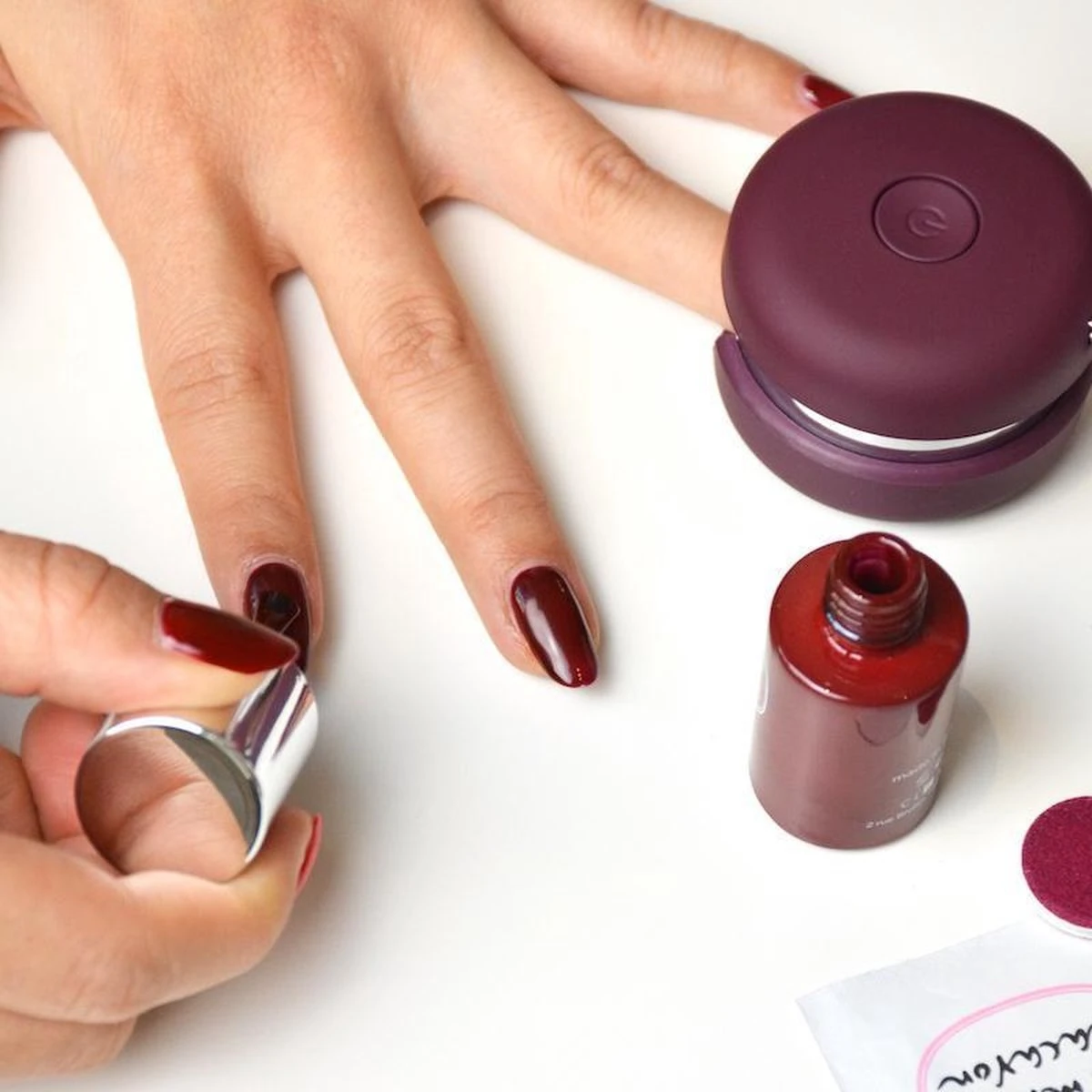 Le Mini Macaron Cassis Gel Manicure Kit - 3-in-1 Manicure Kit - Cassis - Afbeelding 4