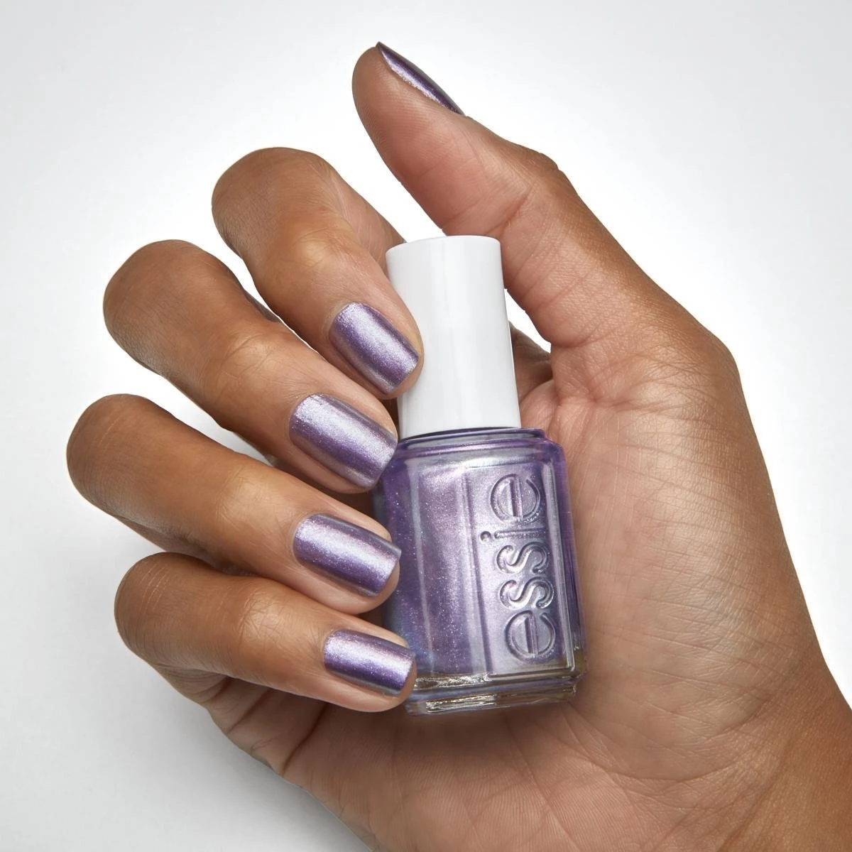 Essie Nagellak - 545 World Is Your Oyst - Seaglass Shimmers - Afbeelding 2