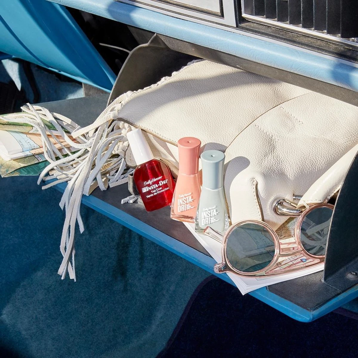 Sally Hansen InstaDri Nagellak - 233 Petal Pusher - Afbeelding 4