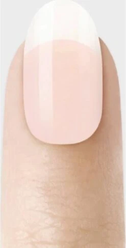 Kiss Nude Nails Graceful